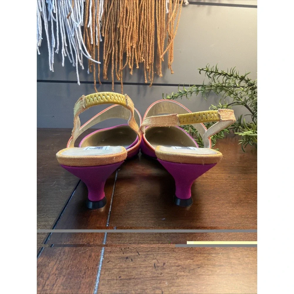 Anne Klein product pair